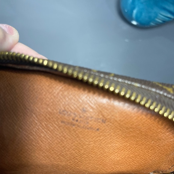 🌟AUTHENTIC🌟LOUIS VUITTON MONOGRAM AMAZON CROSSBODY BAG - Picture 12 of 12